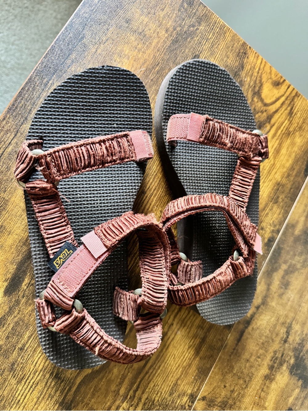 Teva Rust Brown Adjustable Strap Sandals - Picture 2 of 4